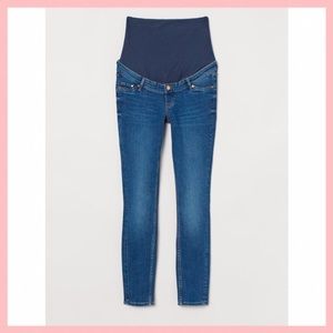 H&M Mama Maternity Skinny Jeans in Medium Blue